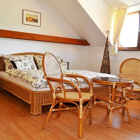 Ekofarma Horni Chrastany Hotel Lhenice Exterior photo