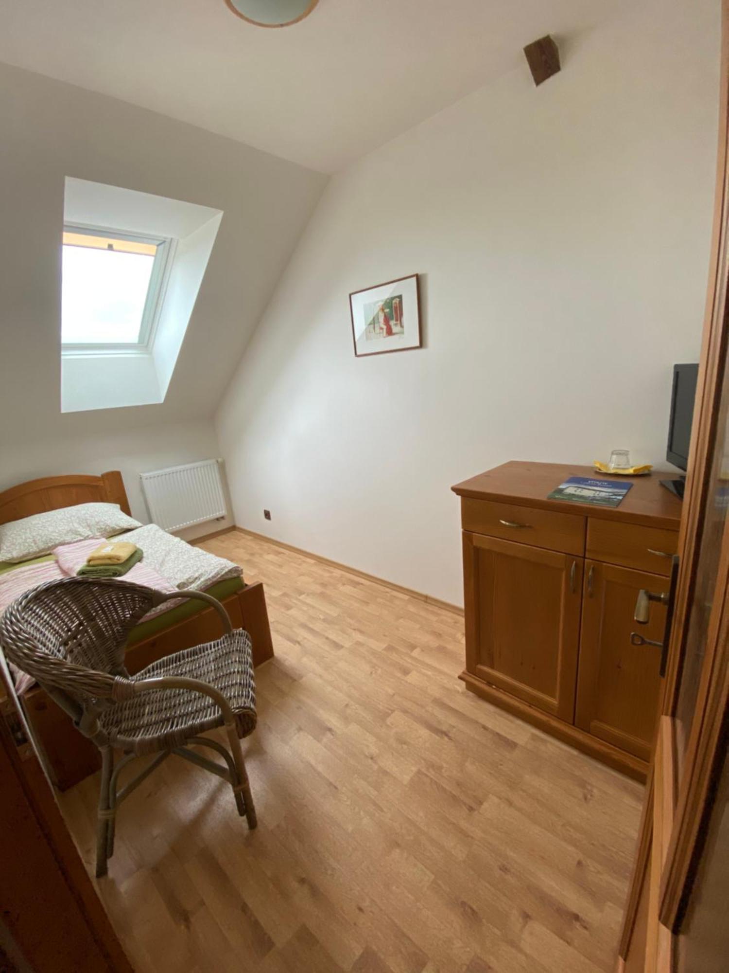 Ekofarma Horni Chrastany Hotel Lhenice Room photo